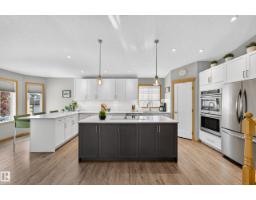 8329 171A AV NW, Edmonton, Alberta