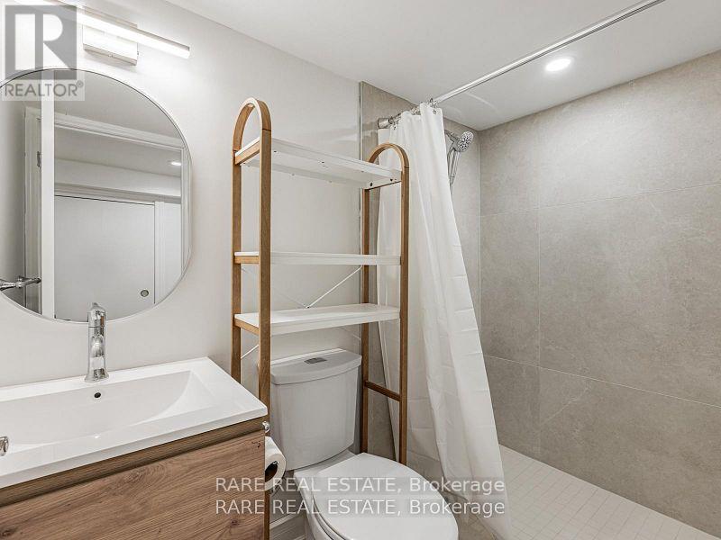 Lower - 727 Rhodes Avenue, Toronto, Ontario  M4J 4X5 - Photo 3 - E13737158