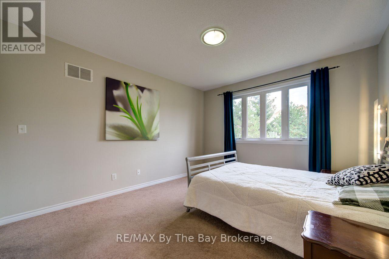 11 Grand Poplar Lane, Wasaga Beach, Ontario  L9Z 0C7 - Photo 21 - S13737124
