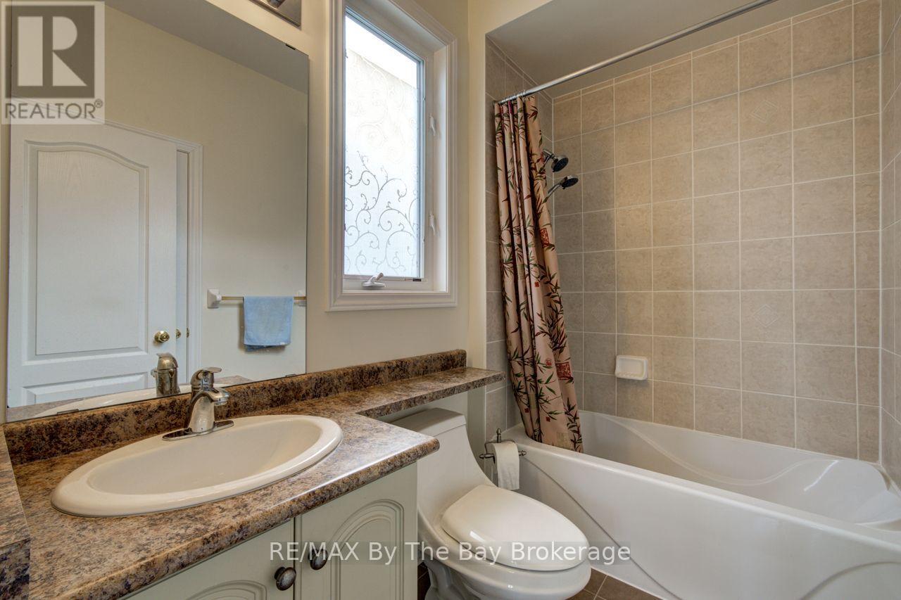 11 Grand Poplar Lane, Wasaga Beach, Ontario  L9Z 0C7 - Photo 23 - S13737124