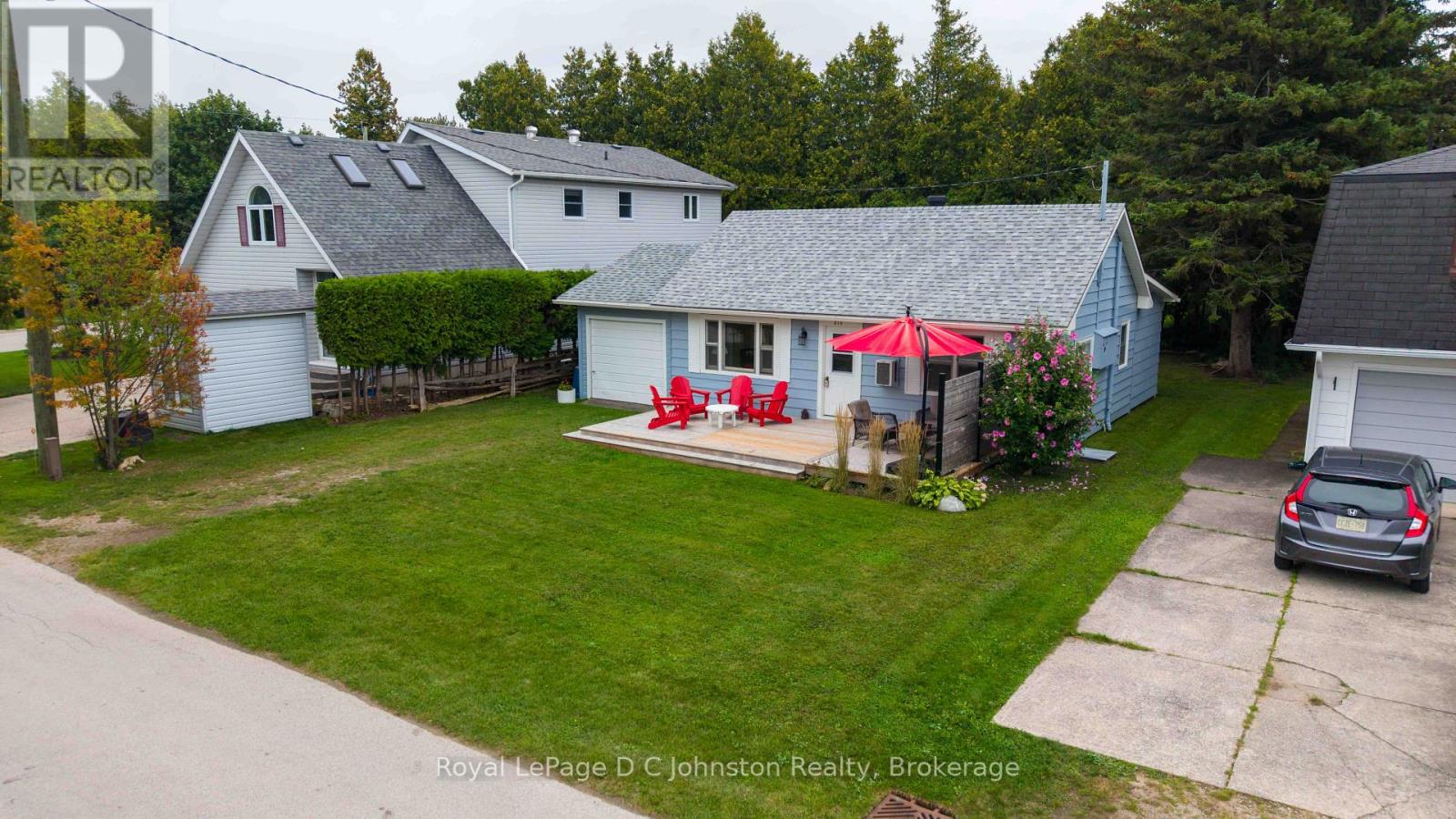 210 Laird Lane, Saugeen Shores, Ontario  N0H 2L0 - Photo 2 - X13737066