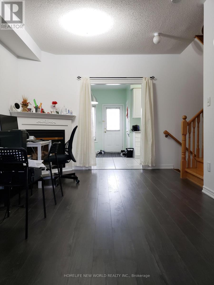 94 Forestwood Street, Richmond Hill, Ontario  L4S 2K5 - Photo 7 - N13737056