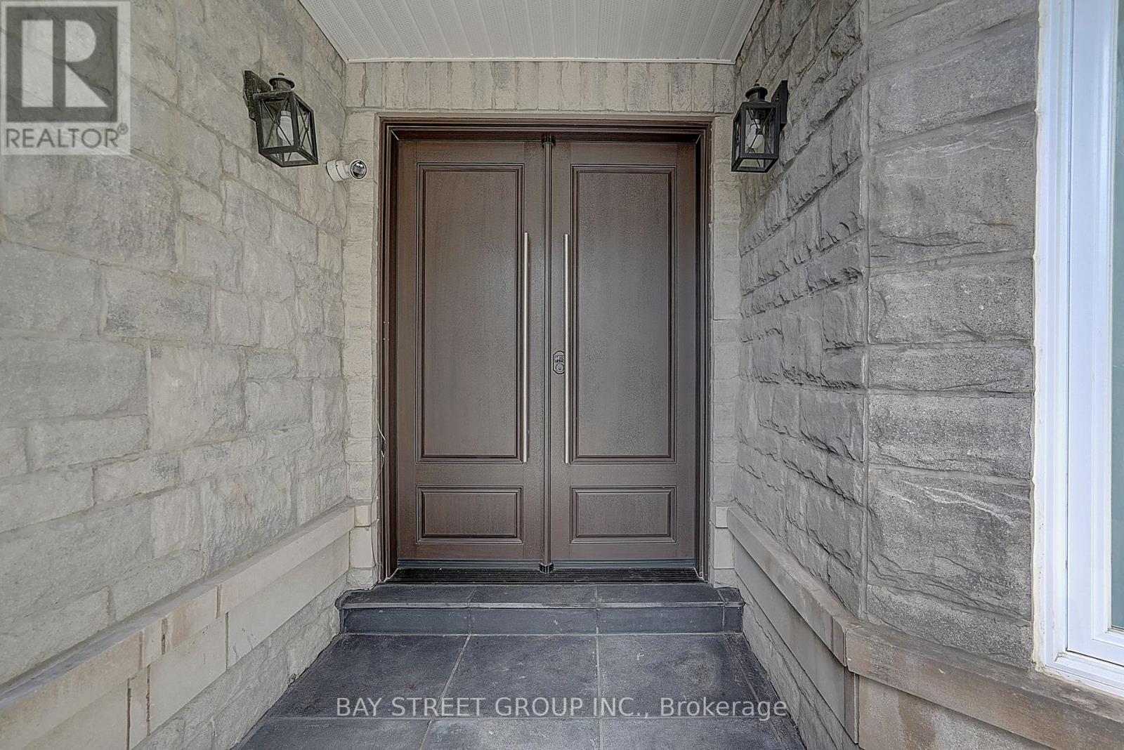 218 Boake Trail, Richmond Hill, Ontario  L4B 3Z6 - Photo 3 - N13737070