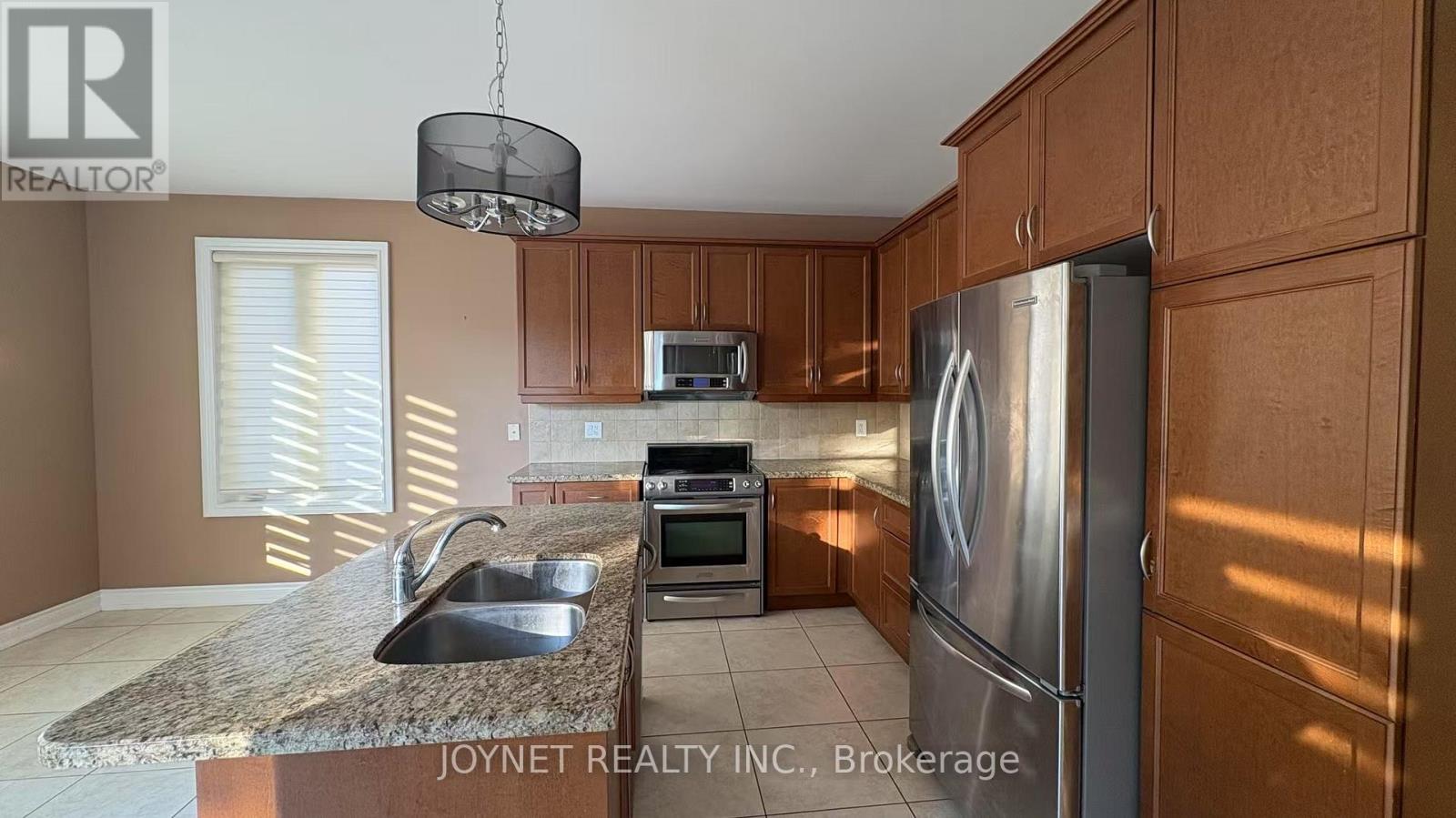 373 Lauderdale Drive, Vaughan (Patterson), Ontario  L6A 4S9 - Photo 10 - N13737230