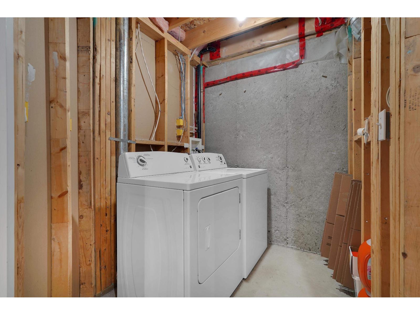 18539 67a Avenue, Surrey, British Columbia  V3S 9B5 - Photo 40 - R3159650