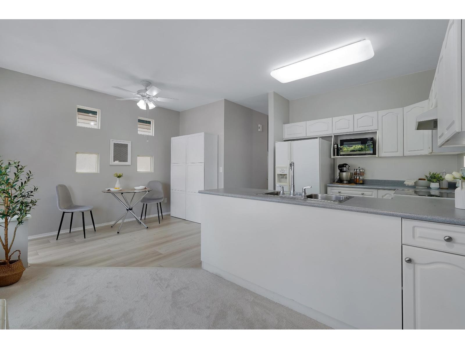 18539 67a Avenue, Surrey, British Columbia  V3S 9B5 - Photo 15 - R3159650