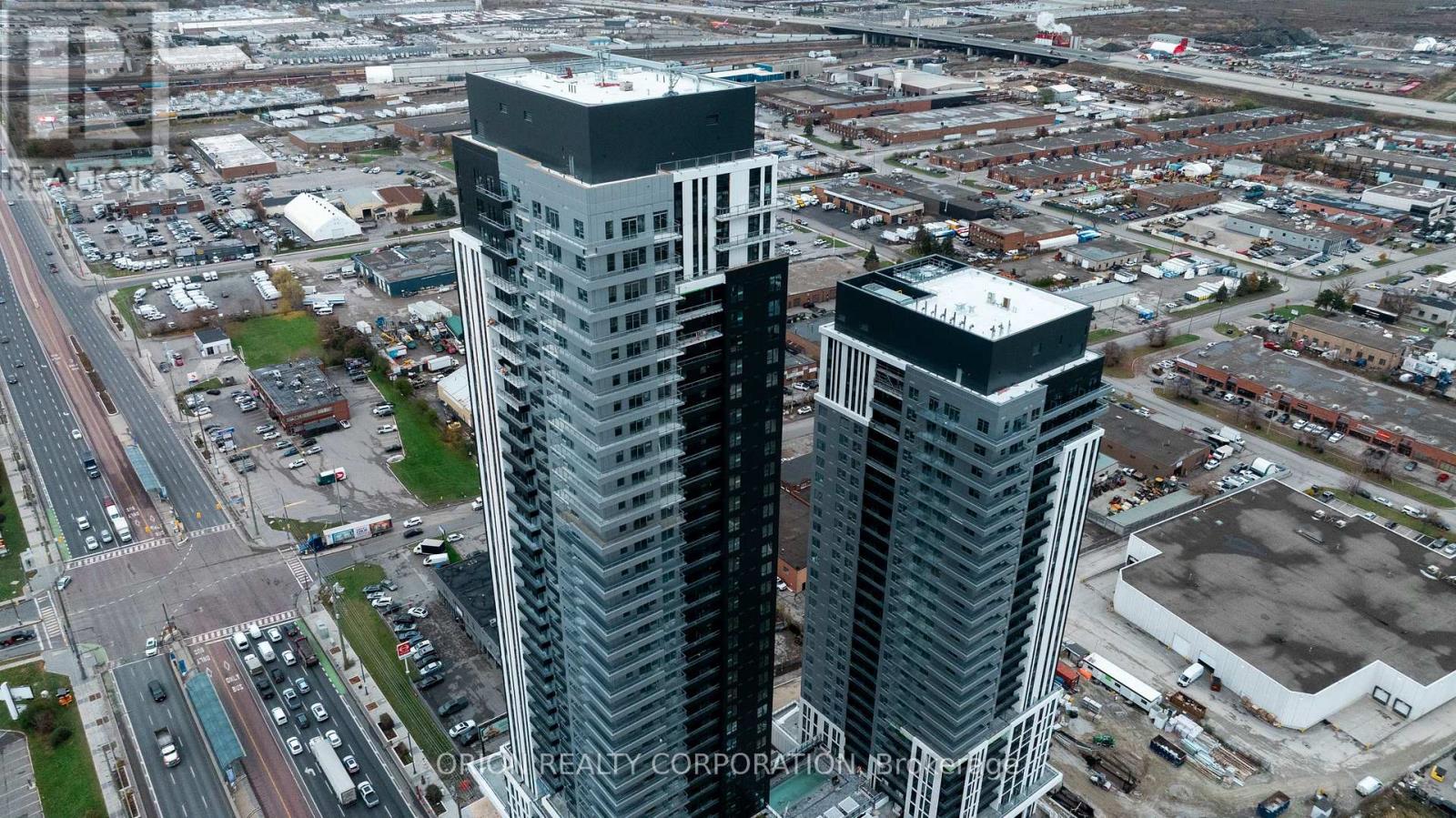 211 - 5 MEADOWDALE ROAD, Vaughan, Ontario
