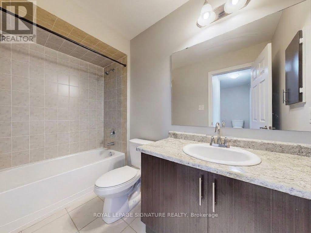 3050 Eberly Woods Drive, Oakville, Ontario  L6M 0T5 - Photo 35 - W13735296