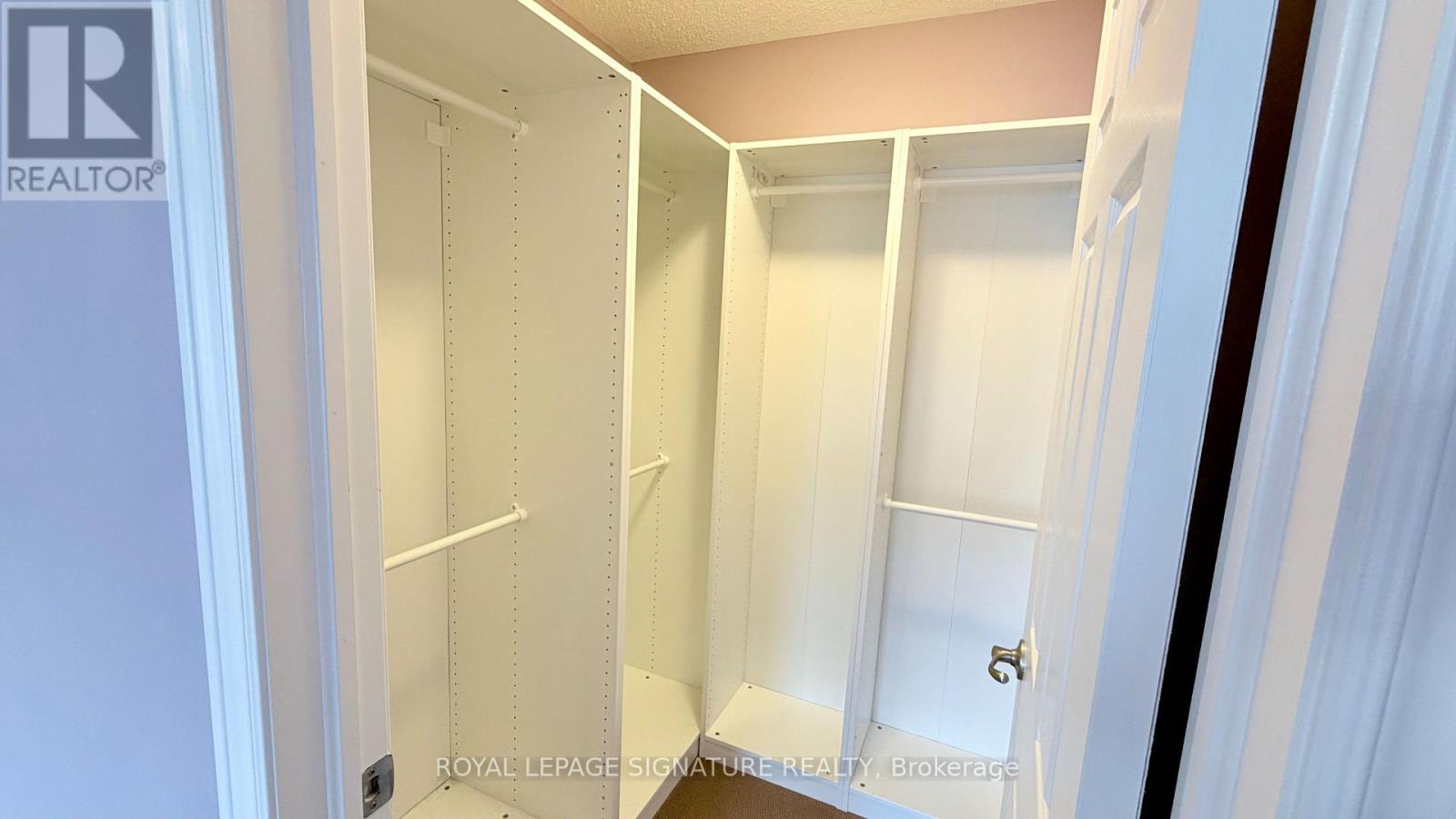 3050 Eberly Woods Drive, Oakville, Ontario  L6M 0T5 - Photo 28 - W13735296