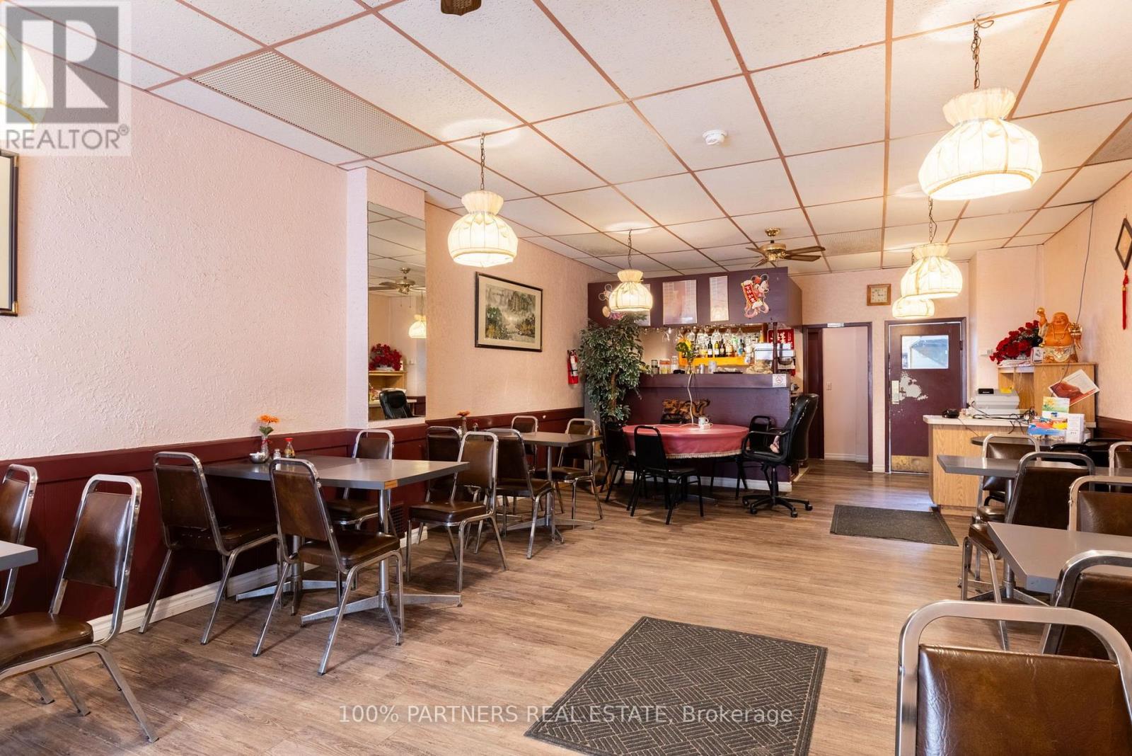 181 George Street, Wellington North, Ontario  N0G 1A0 - Photo 6 - X13581424