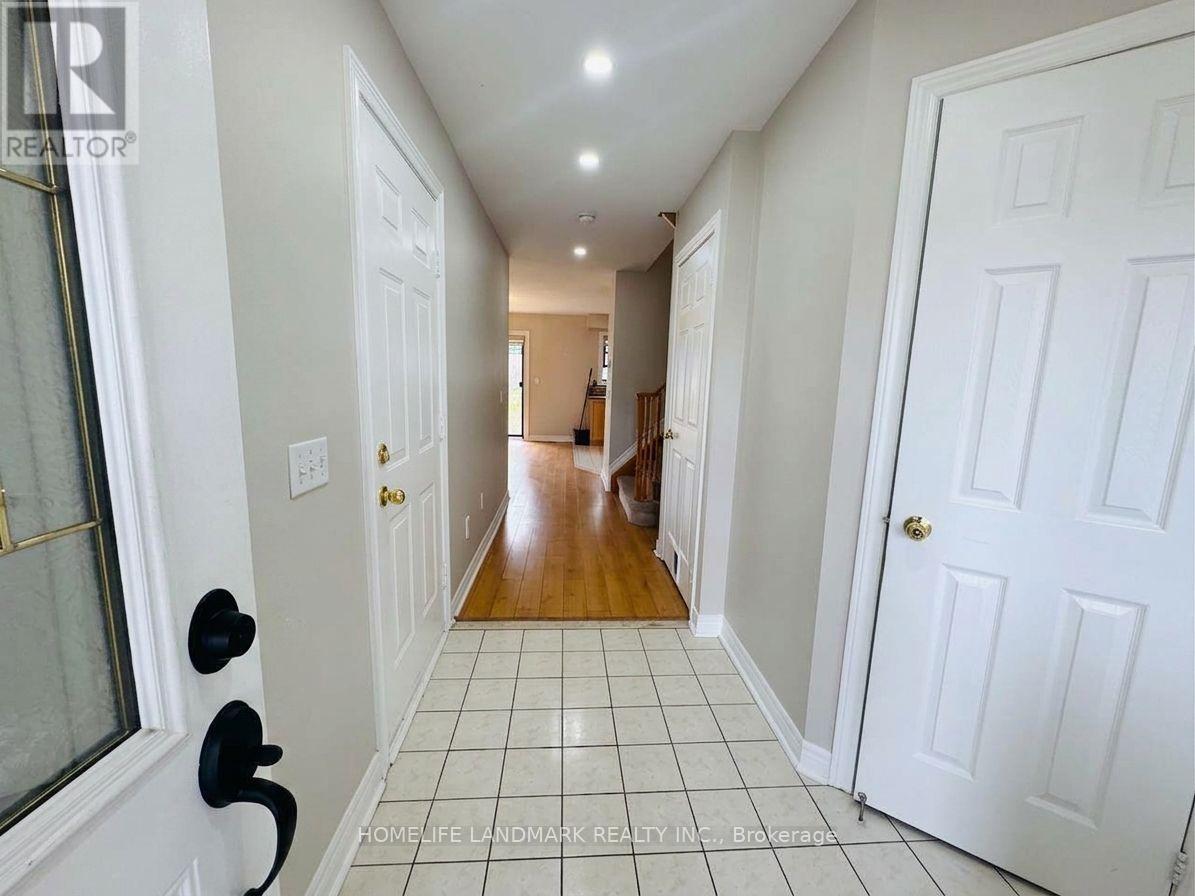 59 Checkerberry Crescent, Brampton, Ontario  L6R 2S9 - Photo 5 - W13737146