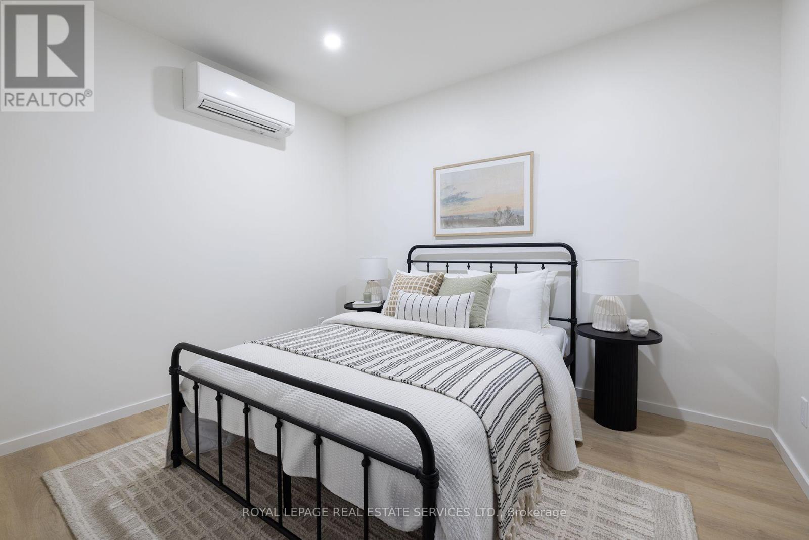 1752a St. Clair Avenue W, Toronto, Ontario  M6N 1J3 - Photo 13 - W13737206