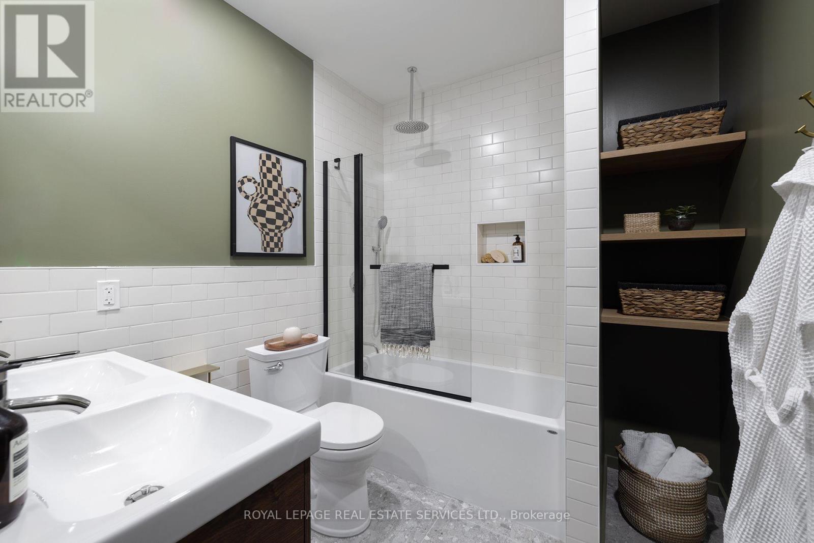 1752a St. Clair Avenue W, Toronto, Ontario  M6N 1J3 - Photo 14 - W13737206