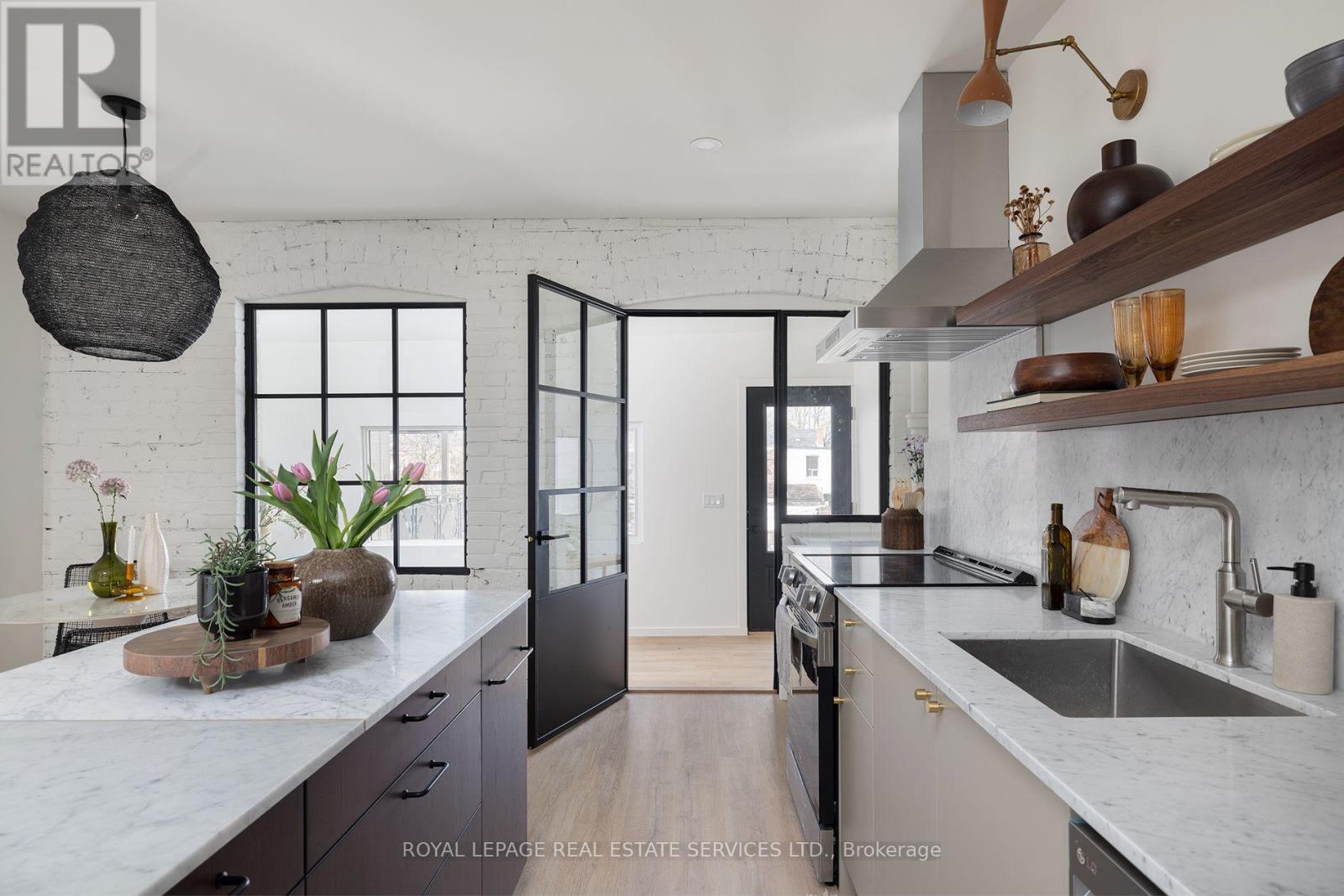 1752a St. Clair Avenue W, Toronto, Ontario  M6N 1J3 - Photo 6 - W13737206