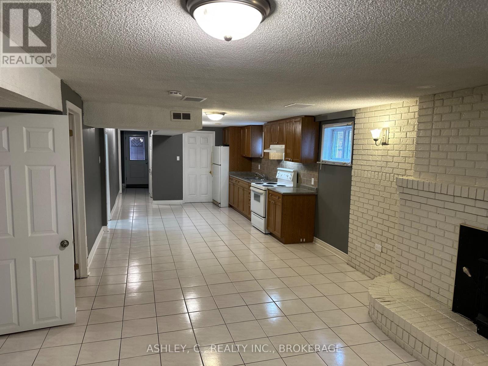 Bsmt - 2546 Palisander Avenue, Mississauga, Ontario  L5B 2L2 - Photo 4 - W13737234