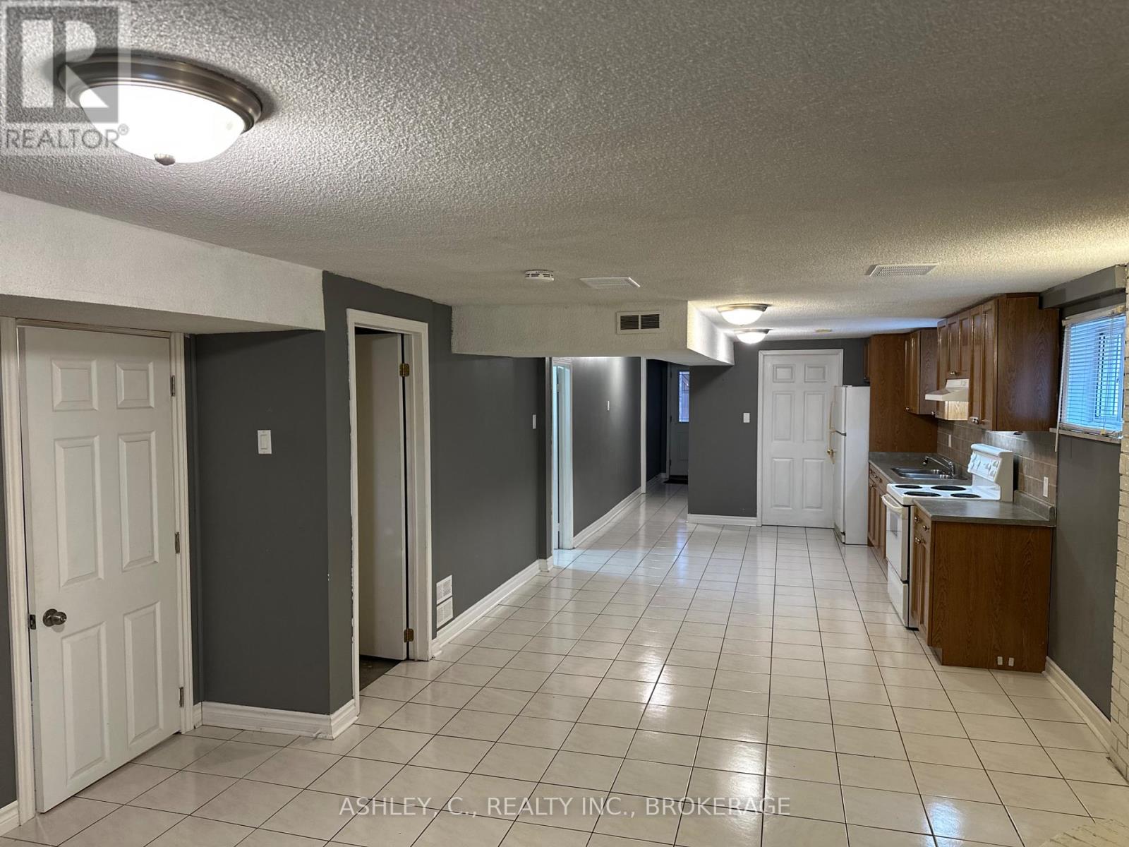Bsmt - 2546 Palisander Avenue, Mississauga, Ontario  L5B 2L2 - Photo 6 - W13737234