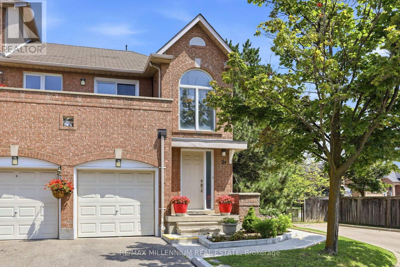24 - 115 Bristol Road E, Mississauga, Ontario  L4Z 3P7 - Photo 2 - W13737242
