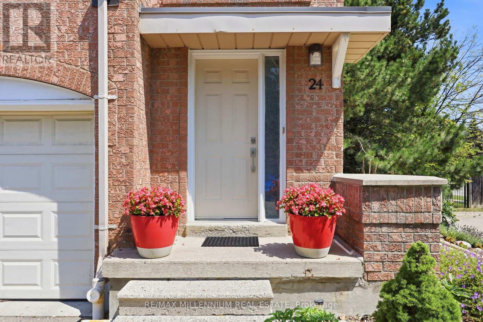 24 - 115 Bristol Road E, Mississauga, Ontario  L4Z 3P7 - Photo 3 - W13737242