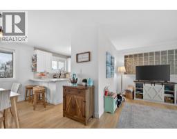 2490 Sexsmith Road, Kelowna, British Columbia  V1V 2E9 - Photo 6 - 10395455