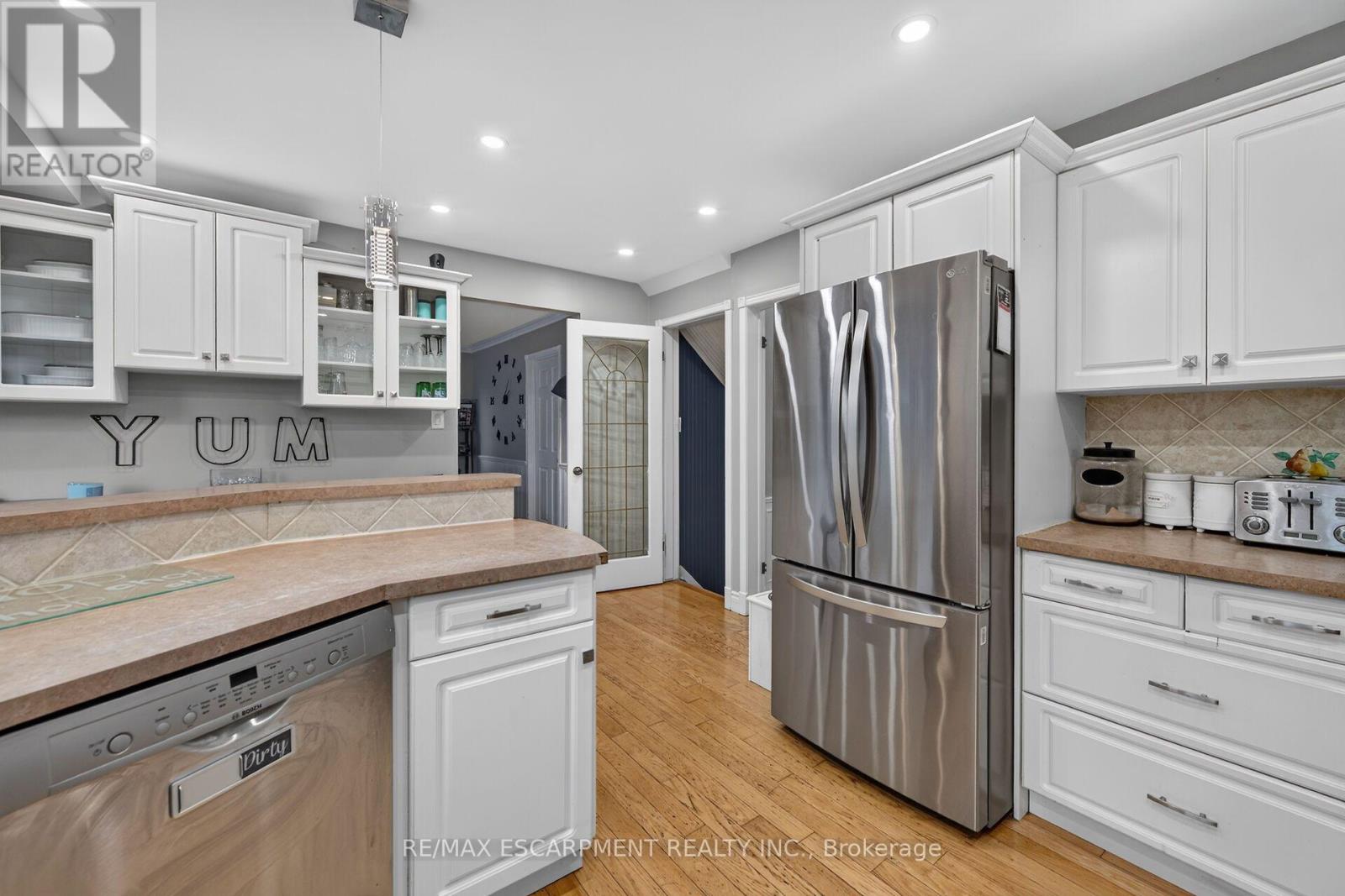 253 Highridge Avenue, Hamilton, Ontario  L8E 3P6 - Photo 13 - X13737020