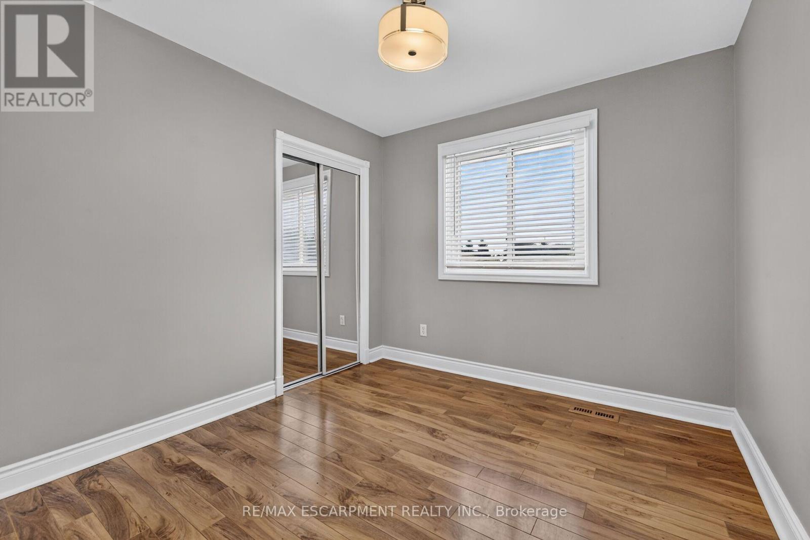 253 Highridge Avenue, Hamilton, Ontario  L8E 3P6 - Photo 34 - X13737020
