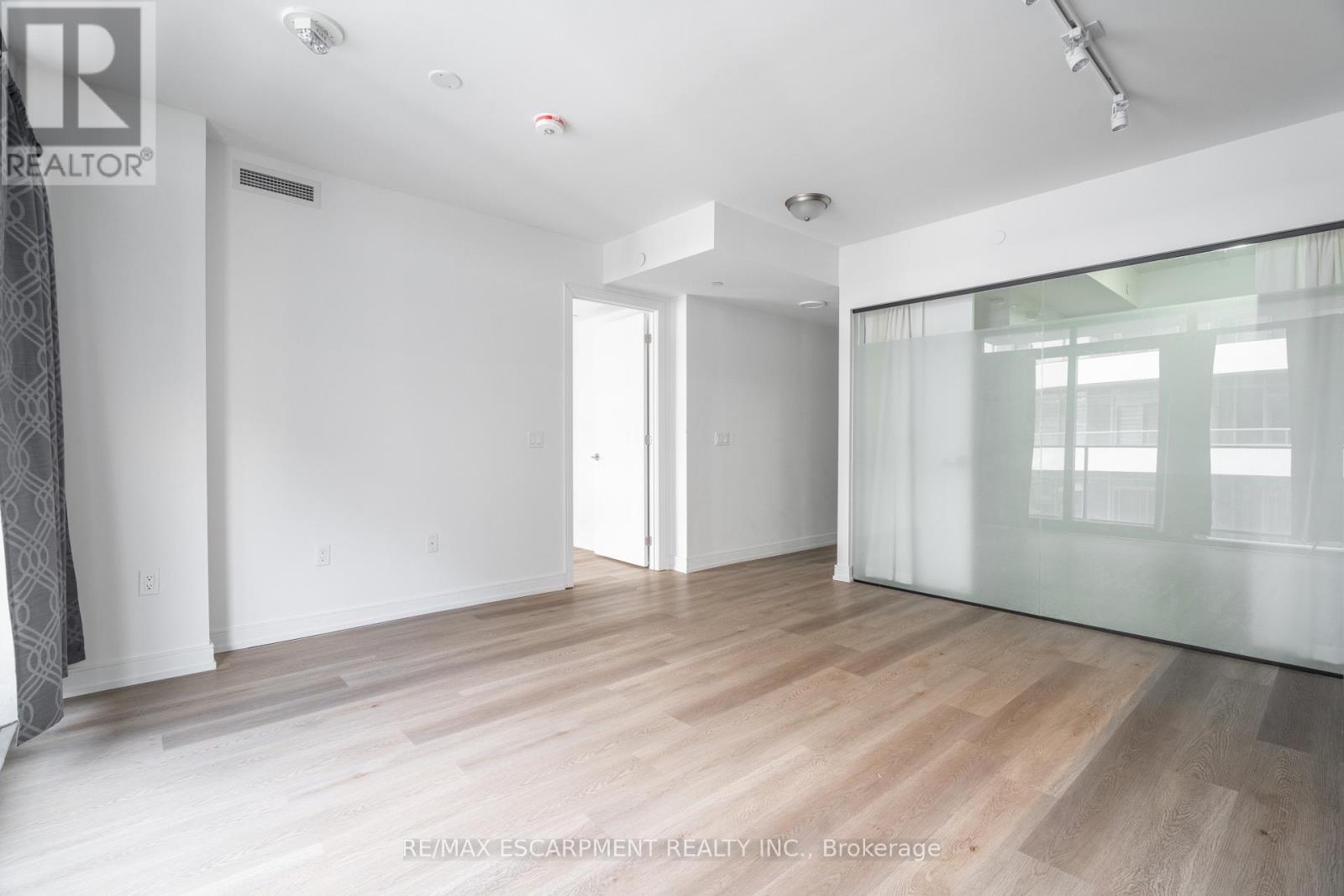 1219 - 1 Jarvis Street, Hamilton, Ontario  L8R 3J2 - Photo 24 - X13737060