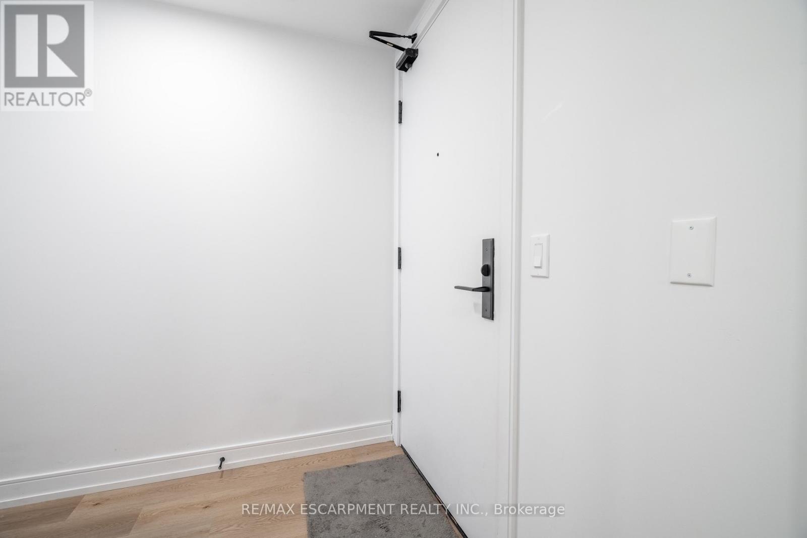 1219 - 1 Jarvis Street, Hamilton, Ontario  L8R 3J2 - Photo 6 - X13737060