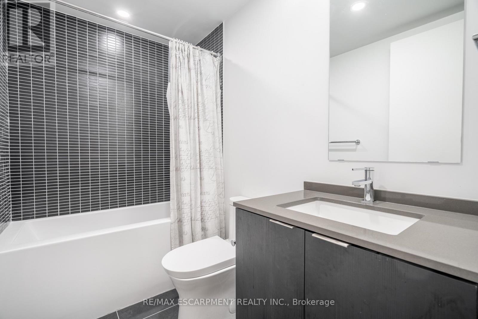 1219 - 1 Jarvis Street, Hamilton, Ontario  L8R 3J2 - Photo 8 - X13737060