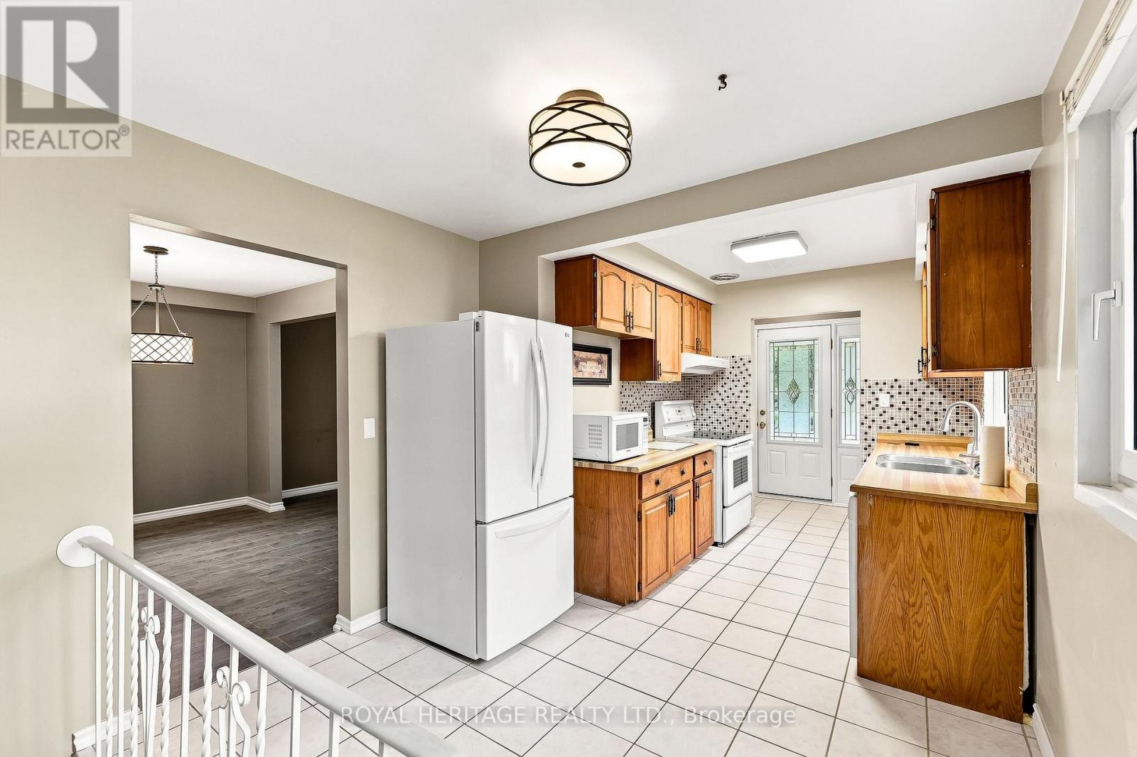 45 Barbara Street, Quinte West, Ontario  K8V 1Z6 - Photo 10 - X13737172