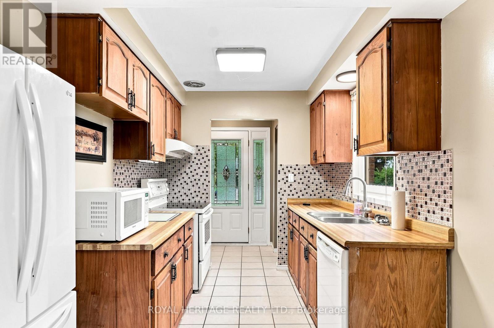 45 Barbara Street, Quinte West, Ontario  K8V 1Z6 - Photo 8 - X13737172