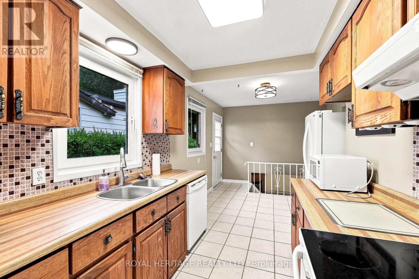 45 Barbara Street, Quinte West, Ontario  K8V 1Z6 - Photo 9 - X13737172