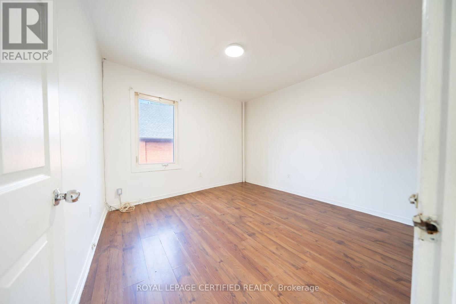 10 Fairleigh Avenue N, Hamilton, Ontario  L8L 6H2 - Photo 12 - X13737250