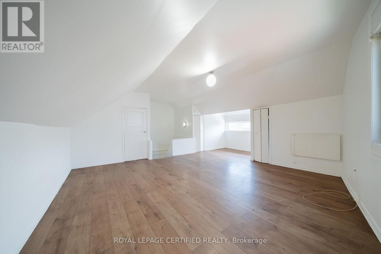 10 Fairleigh Avenue N, Hamilton, Ontario  L8L 6H2 - Photo 15 - X13737250