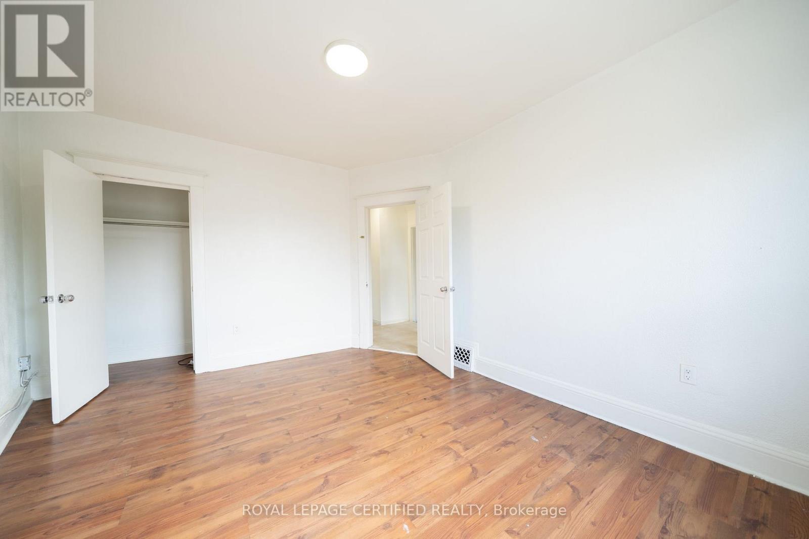 10 Fairleigh Avenue N, Hamilton, Ontario  L8L 6H2 - Photo 6 - X13737250