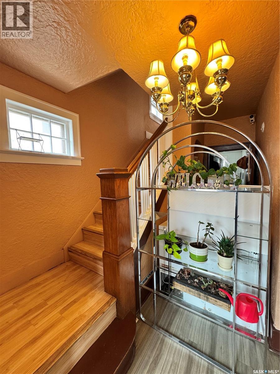 2416 14th Avenue, Regina, Saskatchewan  S4P 0Y3 - Photo 3 - SK047308