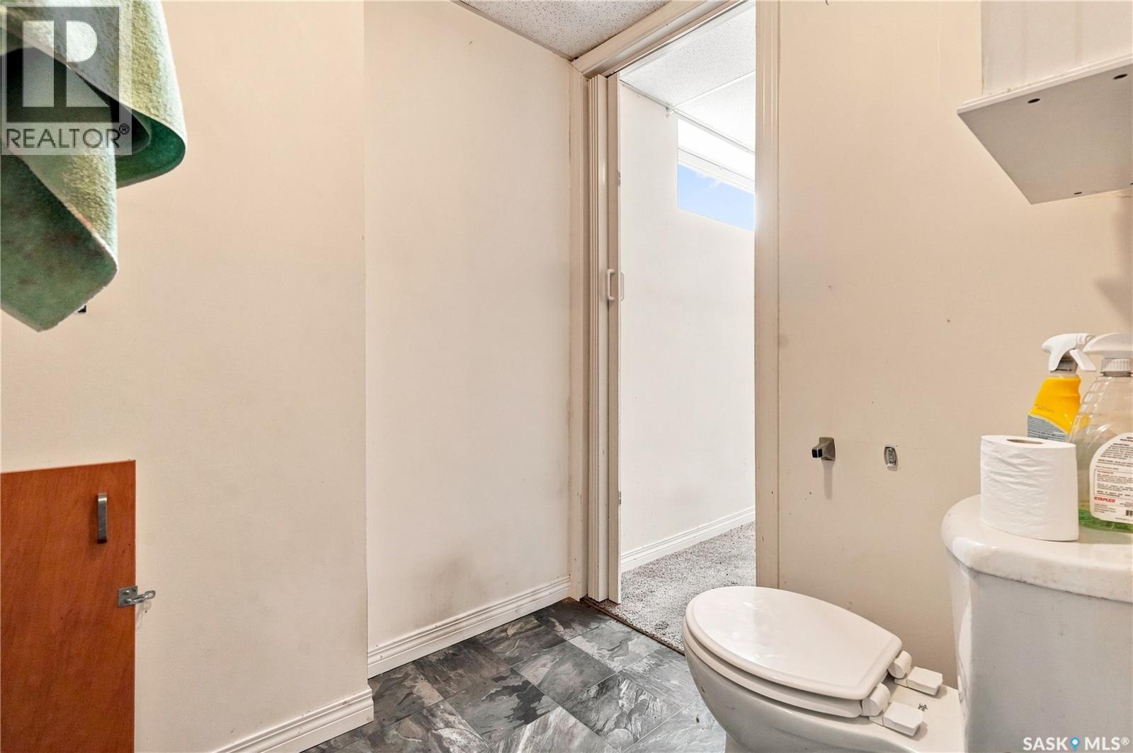 117 Victoria Street, Mortlach, Saskatchewan  S0H 3E0 - Photo 28 - SK047228