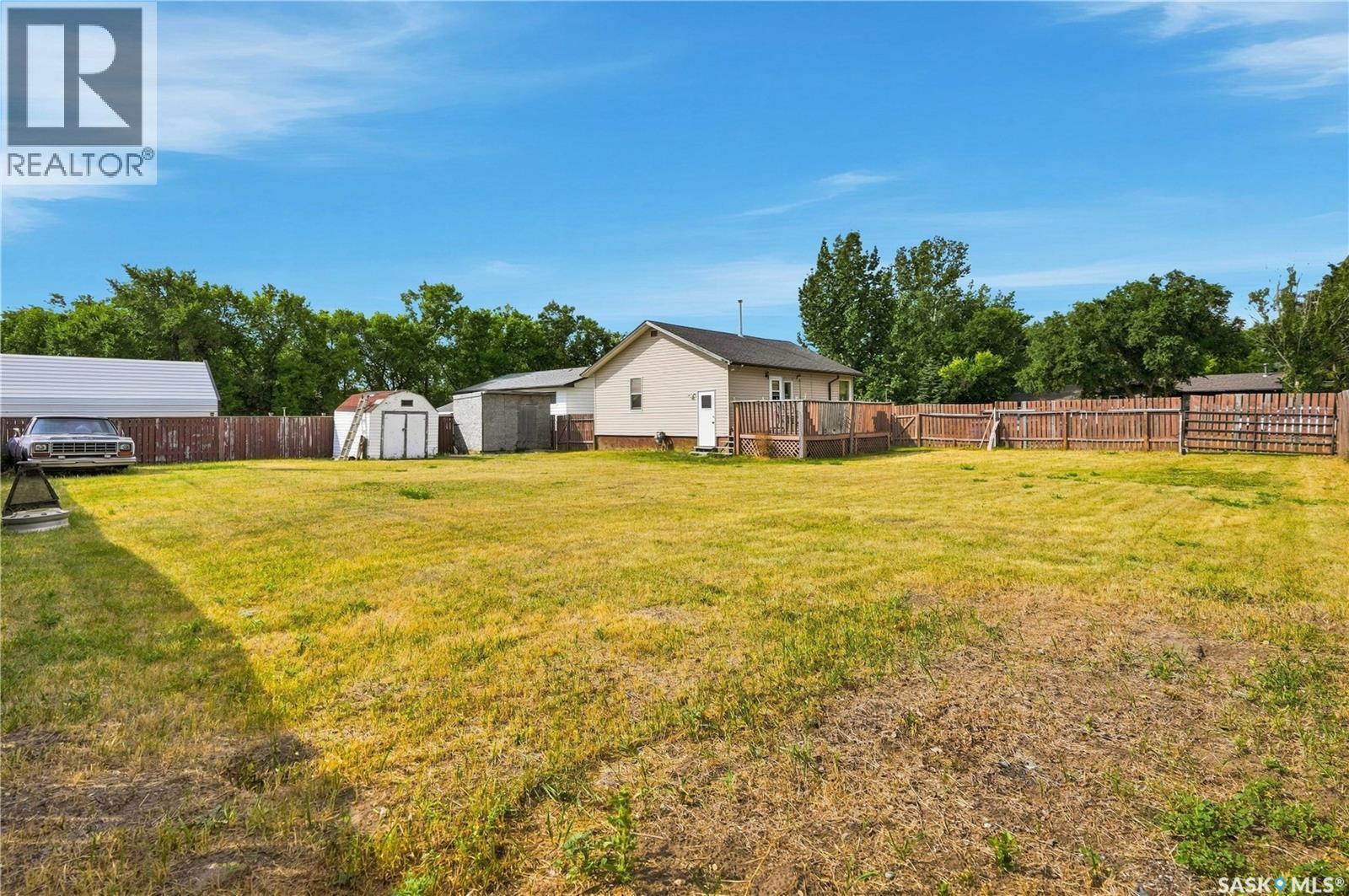 117 Victoria Street, Mortlach, Saskatchewan  S0H 3E0 - Photo 37 - SK047228