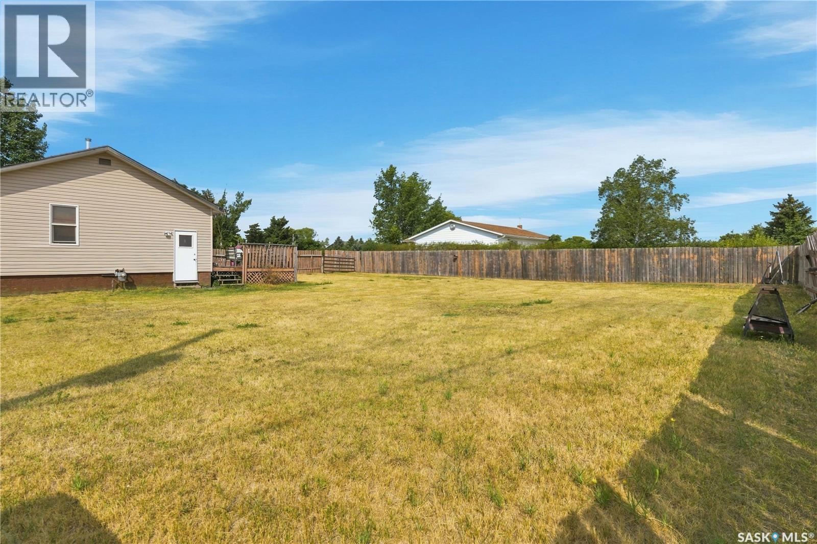 117 Victoria Street, Mortlach, Saskatchewan  S0H 3E0 - Photo 38 - SK047228