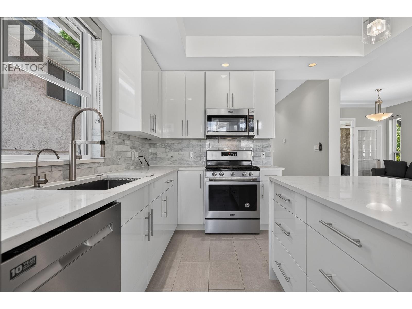 4809 Georgia Street, Burnaby, British Columbia  V5C 2W1 - Photo 14 - R3160433
