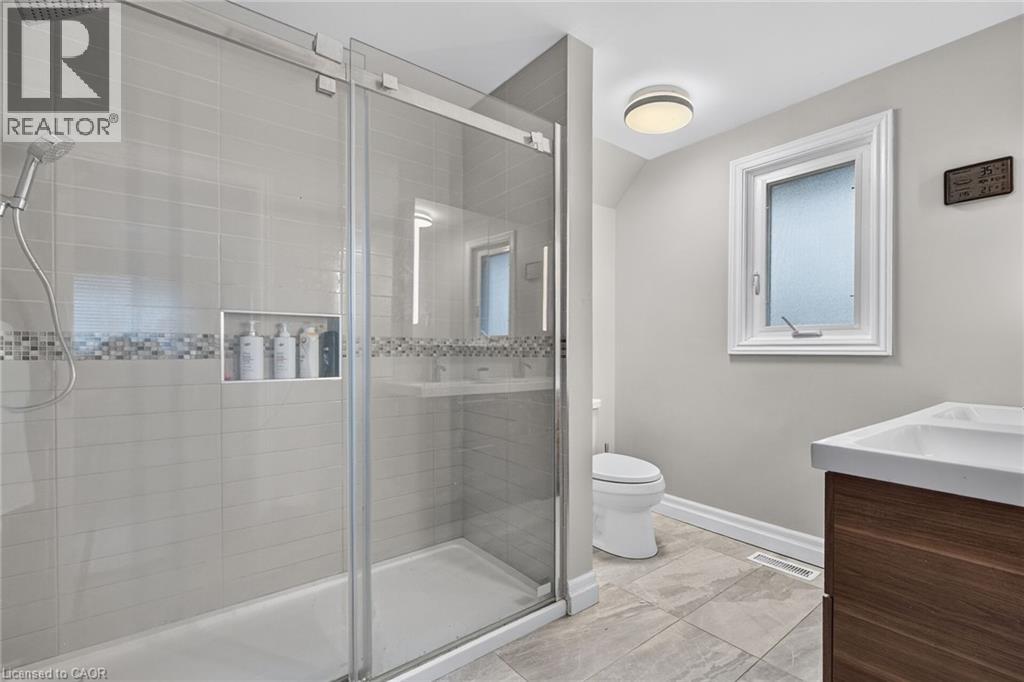 253 Highridge Avenue, Hamilton, Ontario  L8E 3P6 - Photo 29 - 40859940