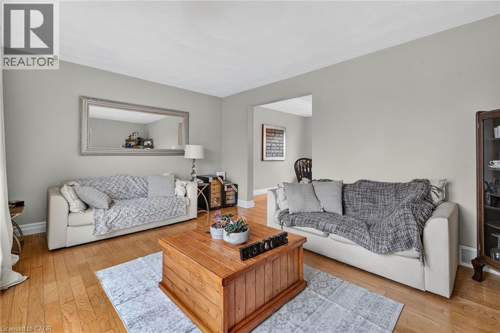 253 Highridge Avenue, Hamilton, Ontario  L8E 3P6 - Photo 21 - 40859940