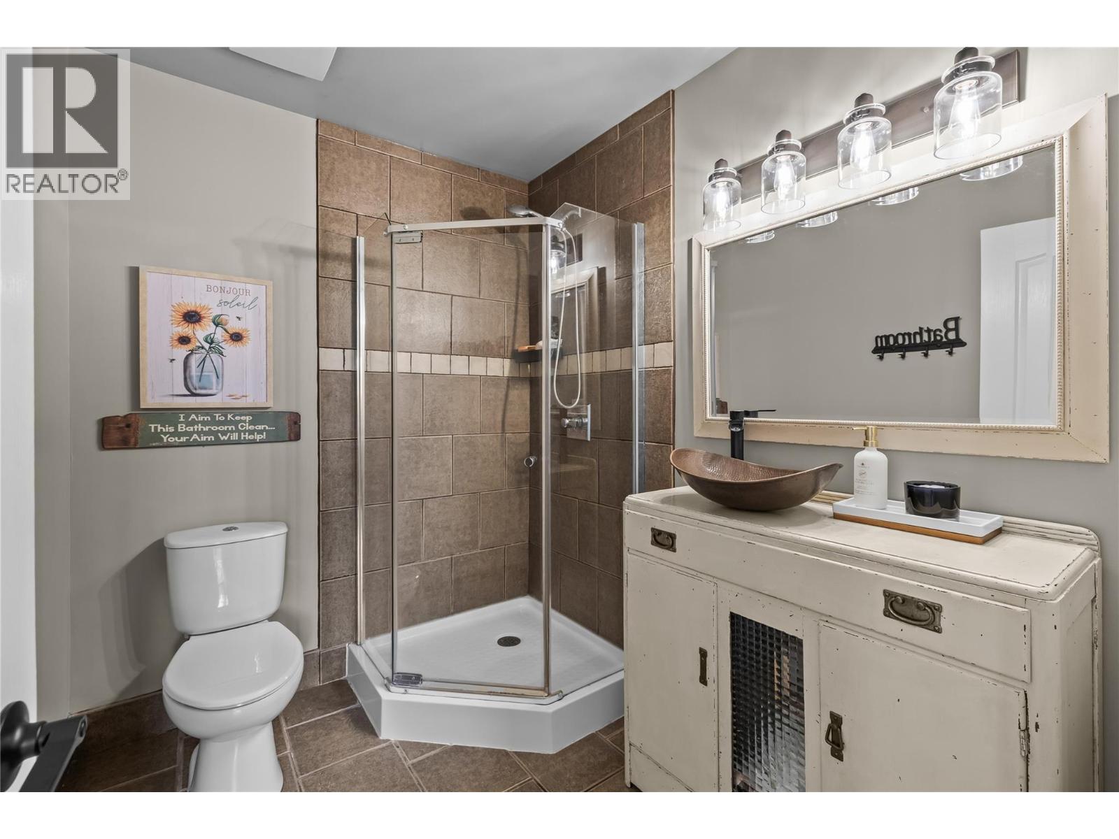 910 Westbrook Drive, West Kelowna, British Columbia  V1Z 1R3 - Photo 32 - 10399368