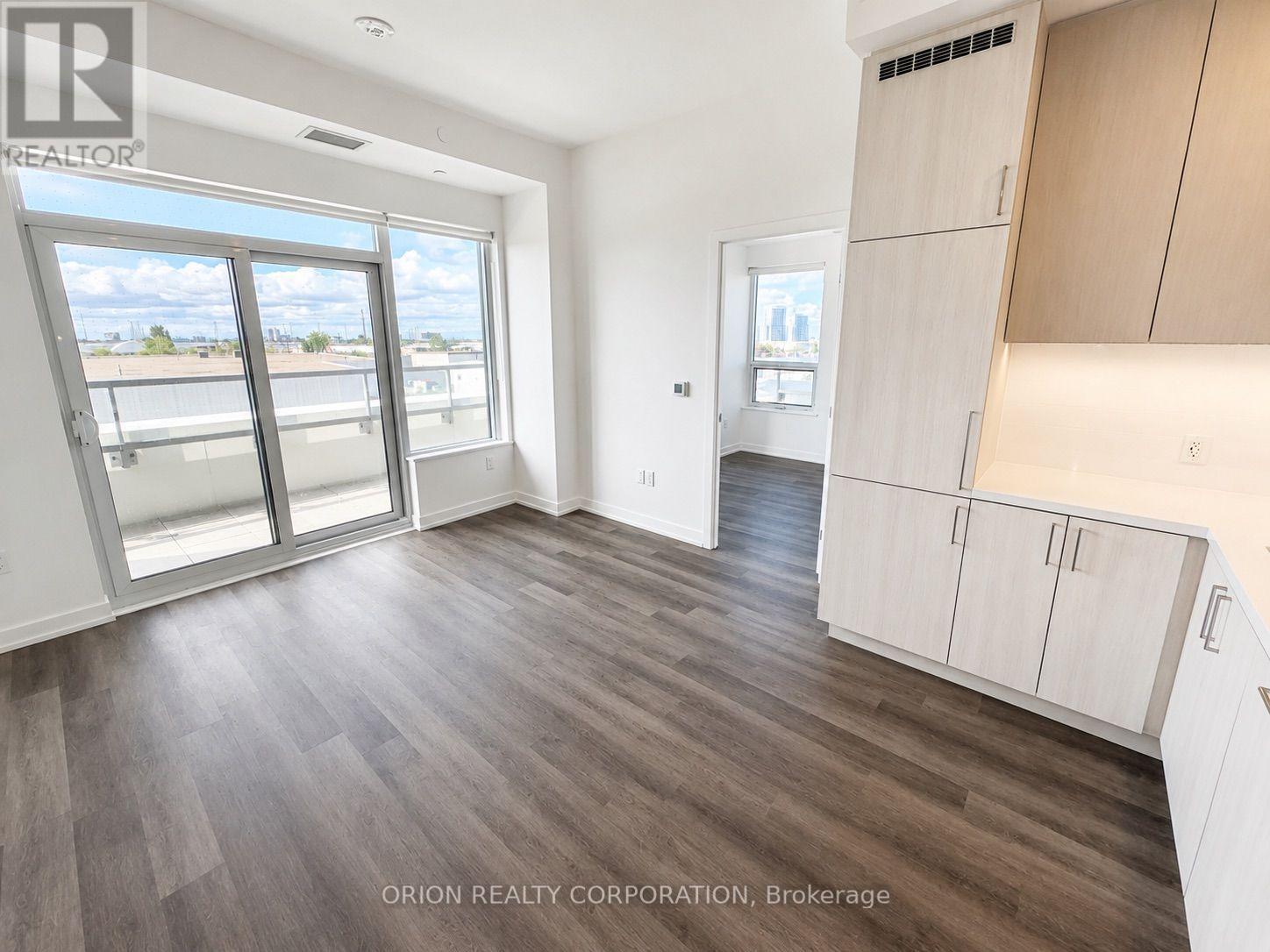 302 - 21 Meadowdale Road, Vaughan, Ontario  L4K 0H6 - Photo 11 - N13663426