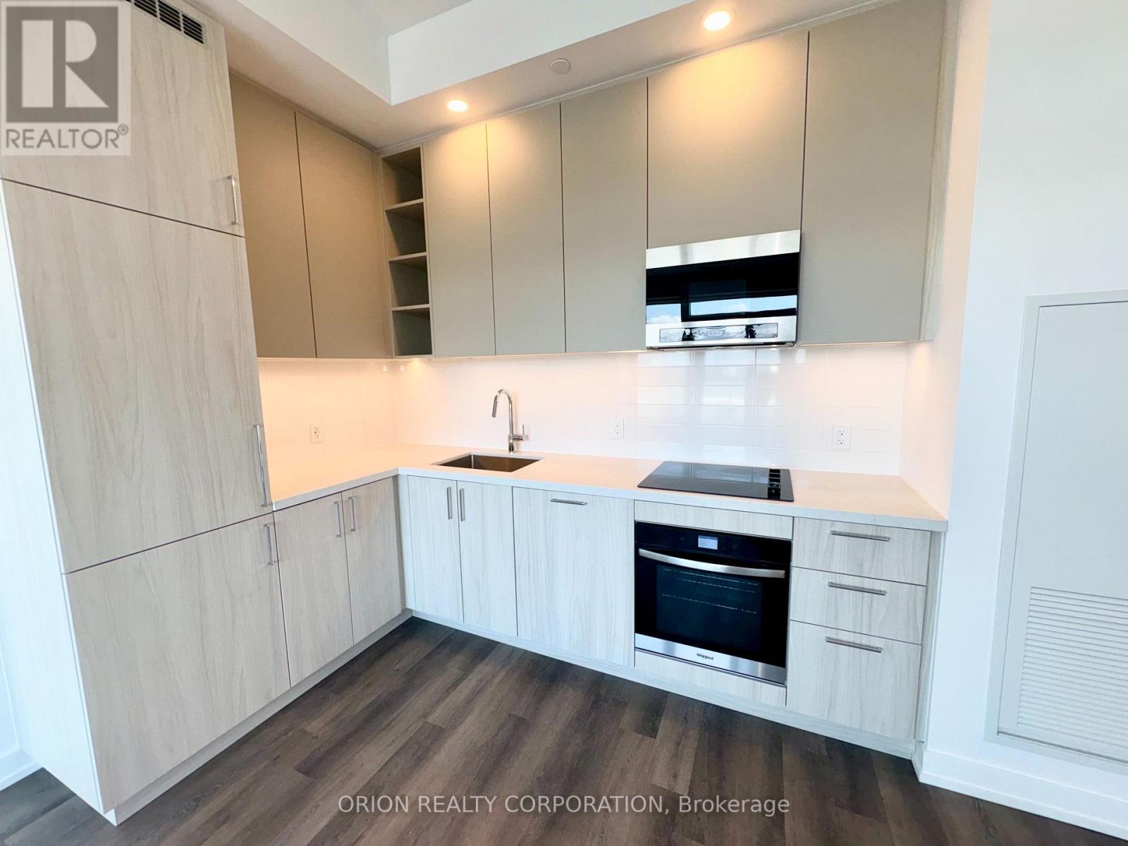 302 - 21 Meadowdale Road, Vaughan, Ontario  L4K 0H6 - Photo 4 - N13663426