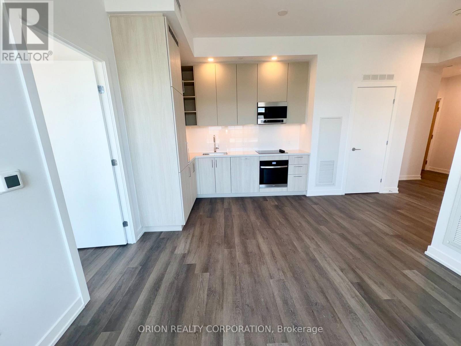 302 - 21 Meadowdale Road, Vaughan, Ontario  L4K 0H6 - Photo 5 - N13663426