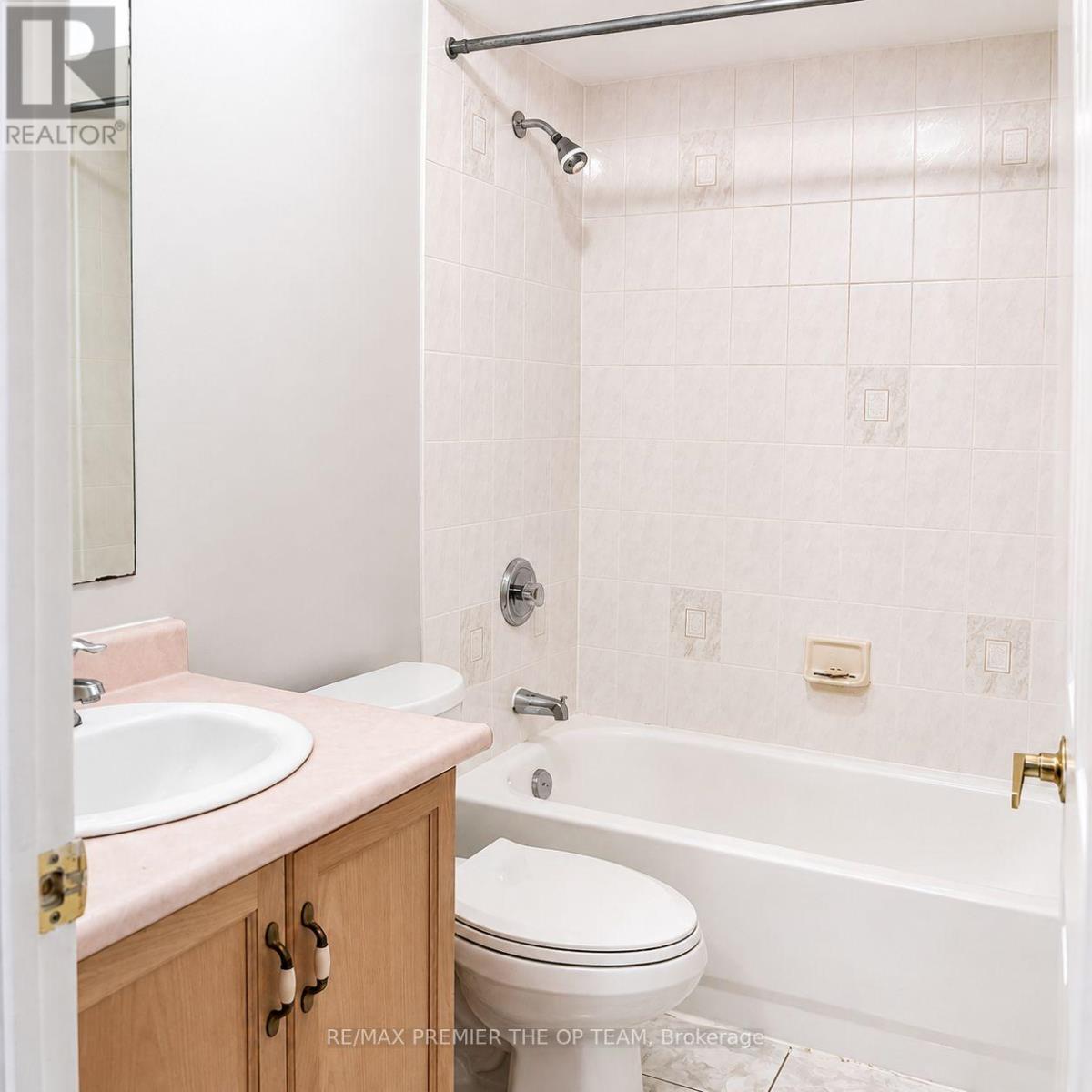 94 Kelso Crescent, Vaughan, Ontario  L6A 2K6 - Photo 17 - N13733622