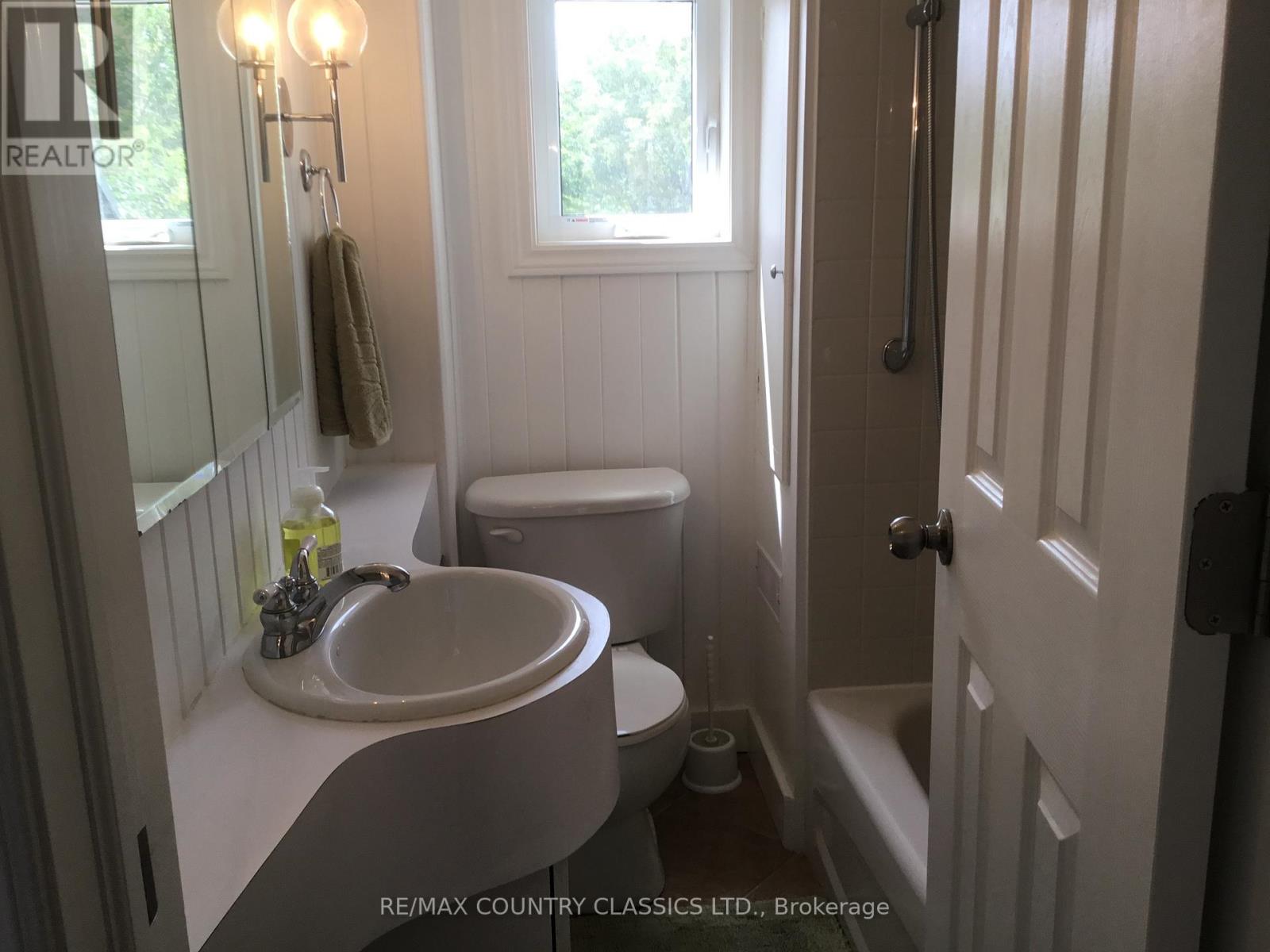 12 Hastings Street S, Bancroft, Ontario  K0L 1C0 - Photo 28 - X13737374