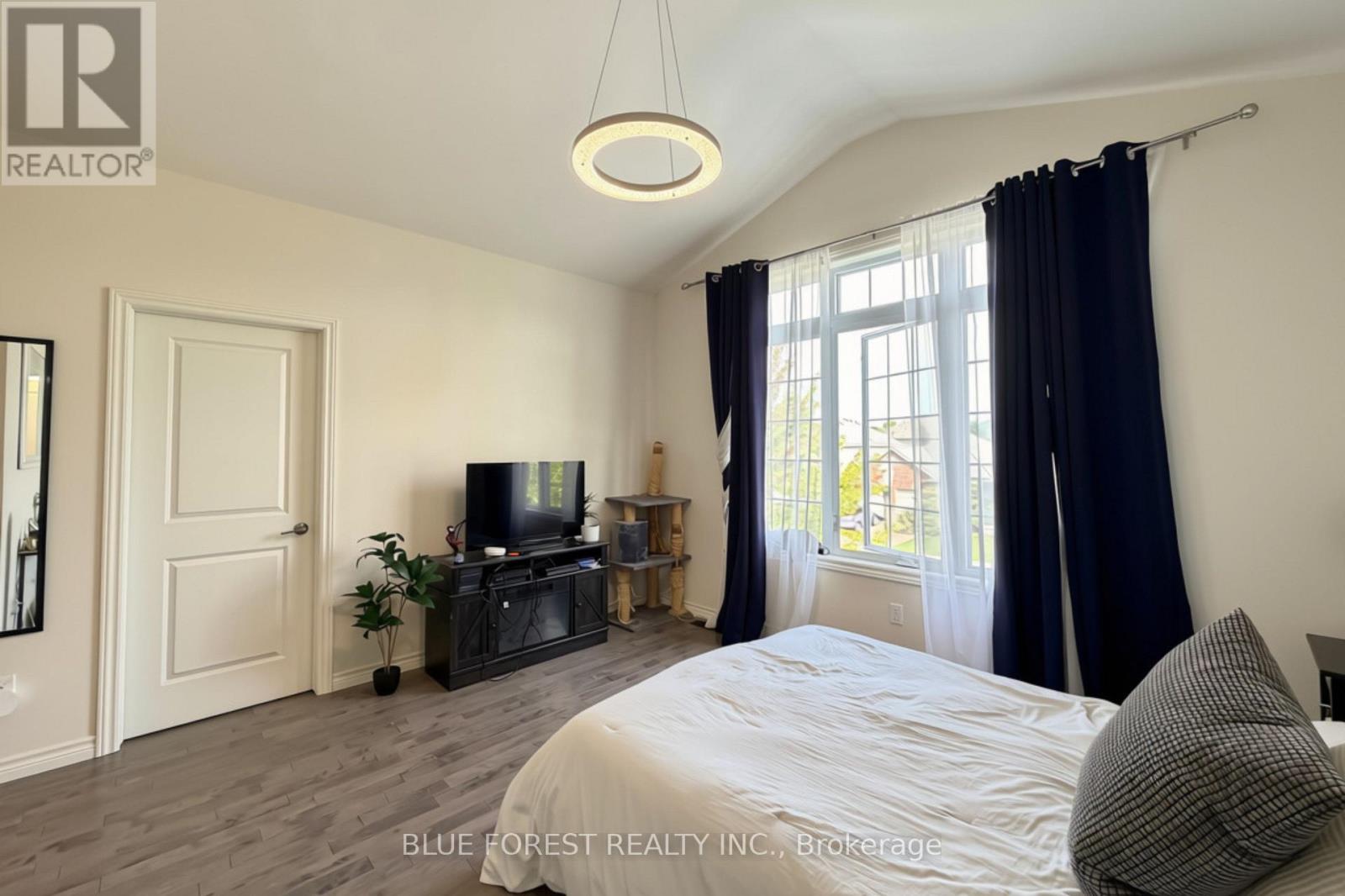 3584 Singleton Avenue, London South, Ontario  N6L 0C9 - Photo 11 - X13737358