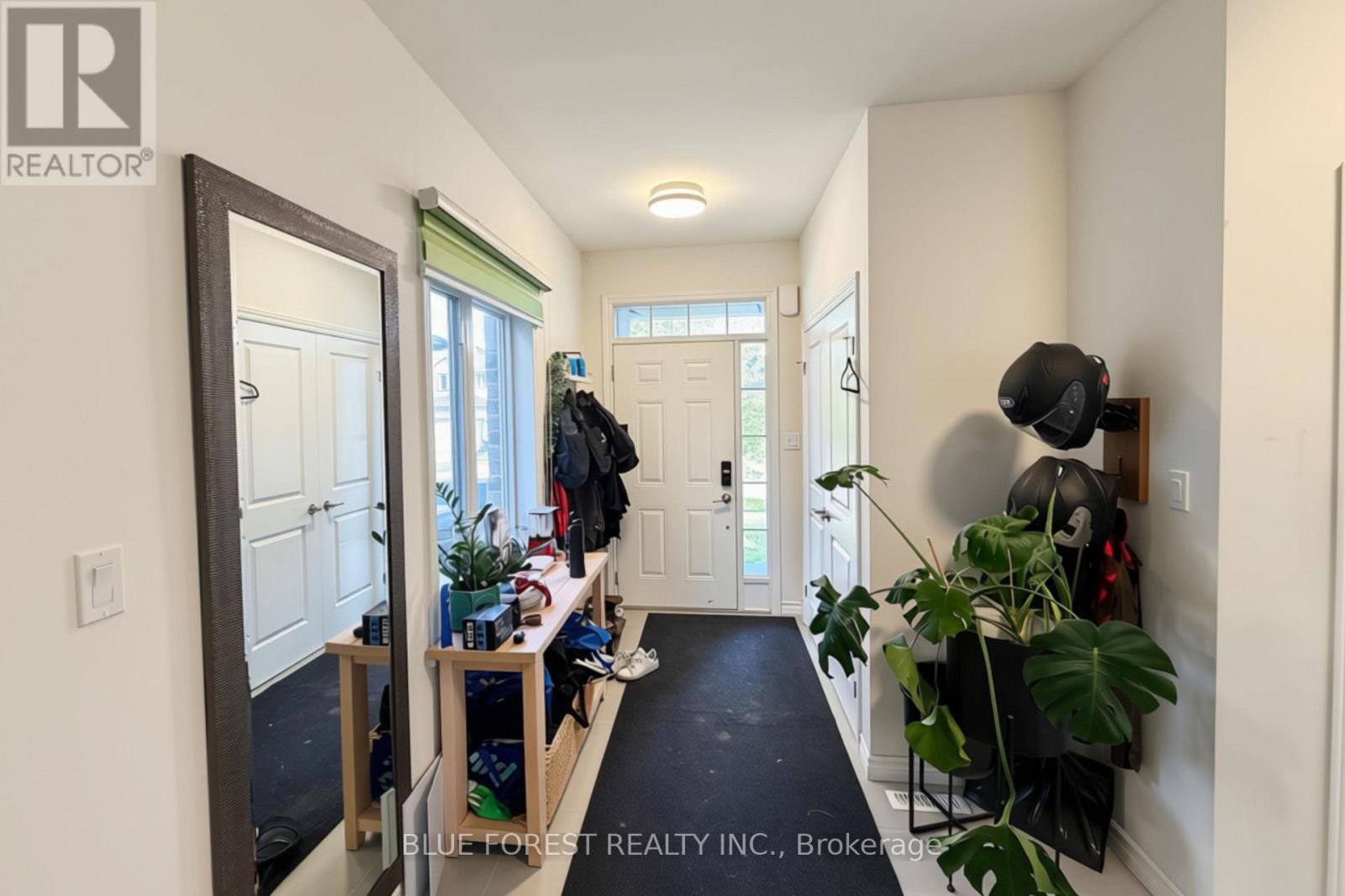 3584 Singleton Avenue, London South, Ontario  N6L 0C9 - Photo 3 - X13737358