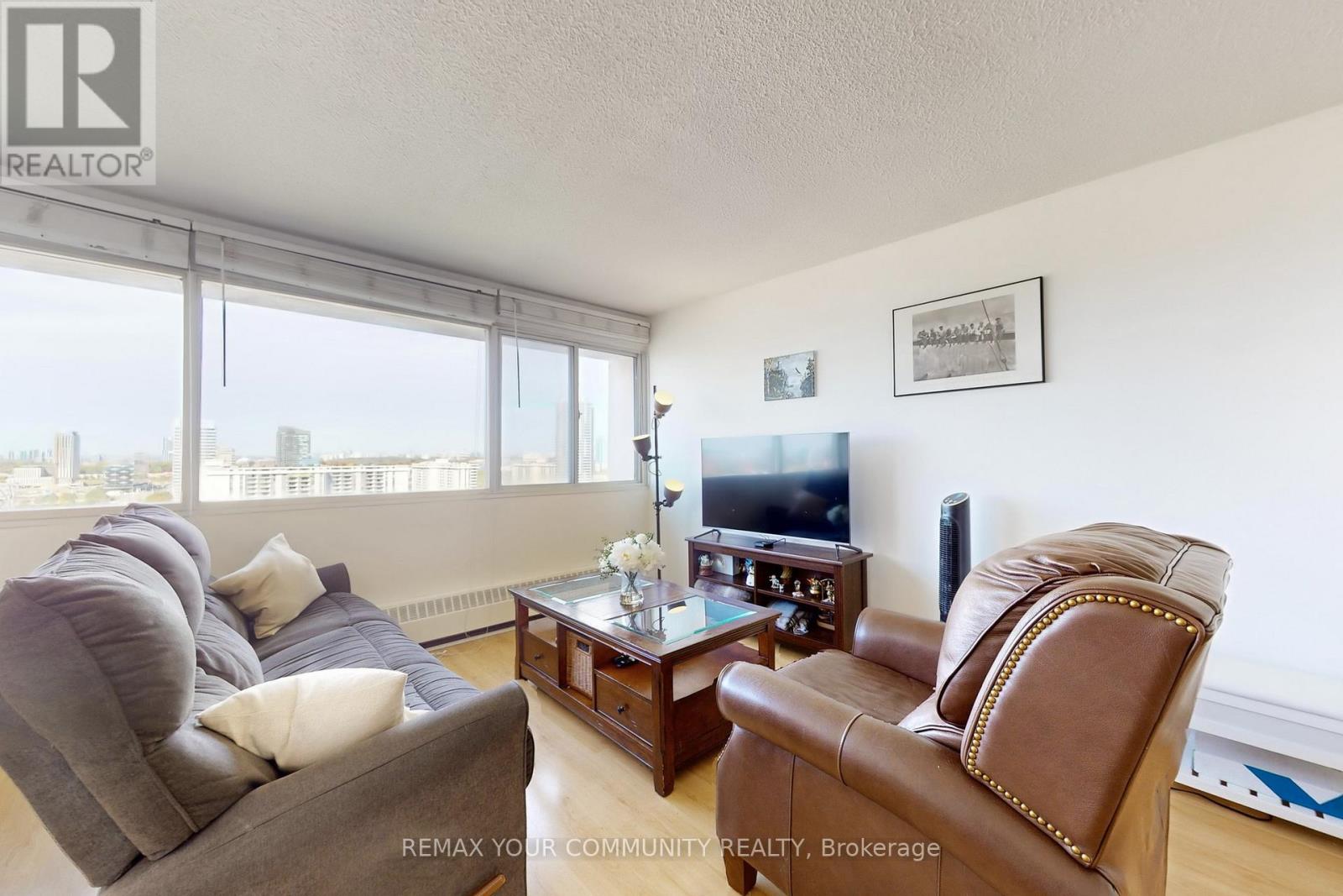 2108 - 735 Don Mills Road, Toronto, Ontario  M3C 1T1 - Photo 6 - C13737330